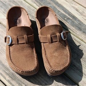 Birkenstock Buckley Suede Clog 7.5